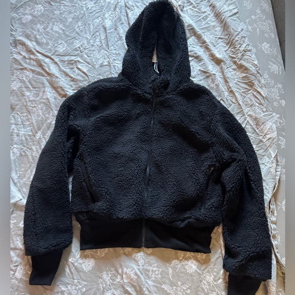 Halara- Hooded Long Sleeve Ribbed Relaxed Casual Sherpa Jacket - Picture 6 of 6